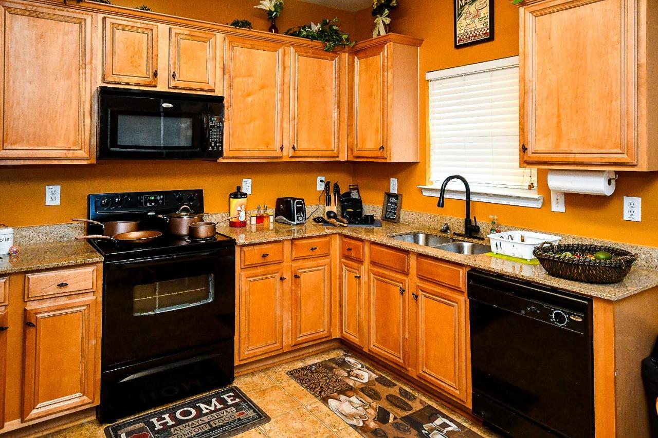 4 - Bed Home With Cali King Bed, 12 Mins To Dtwn AtlantaAtlanta  Kültér fotó