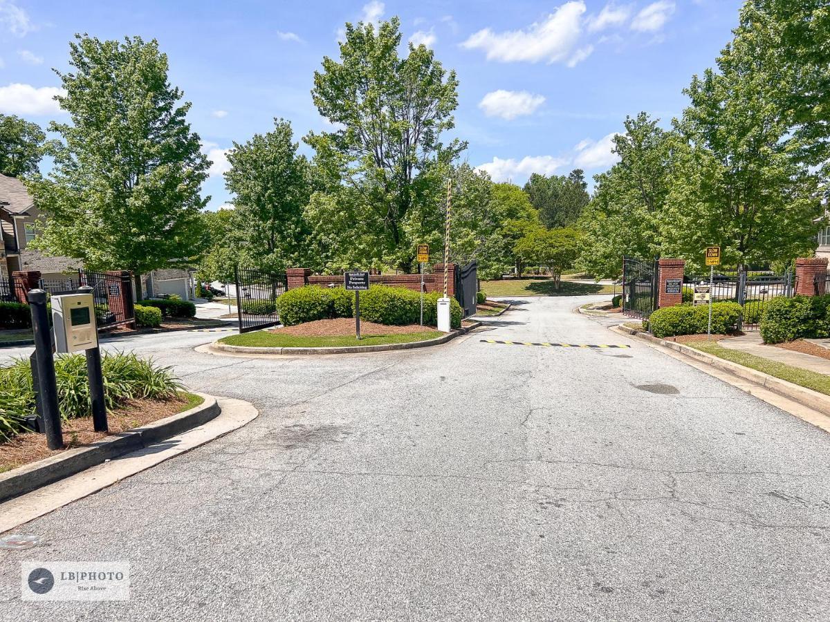 4 - Bed Home With Cali King Bed, 12 Mins To Dtwn AtlantaAtlanta  Kültér fotó