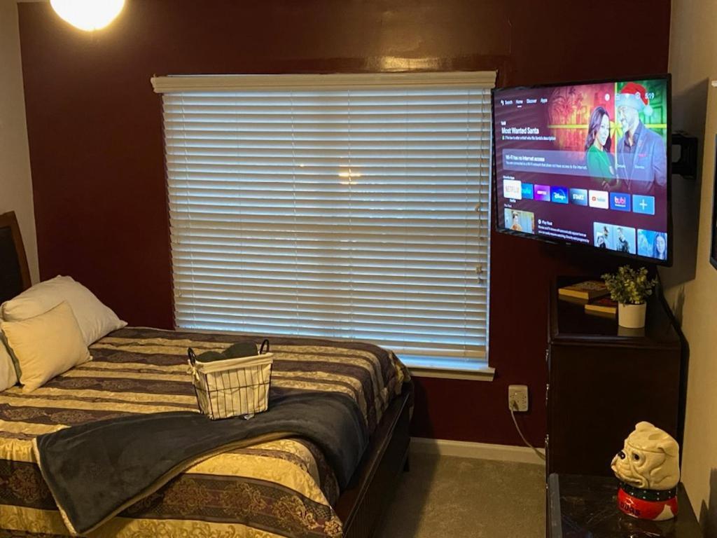 4 - Bed Home With Cali King Bed, 12 Mins To Dtwn AtlantaAtlanta  Kültér fotó